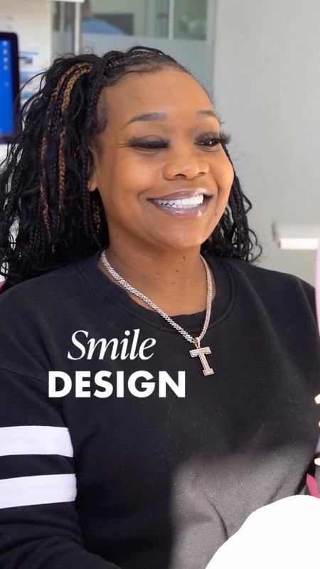 A Look at Her Porcelain Veneers Transformation